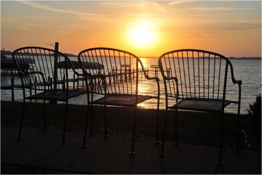 קליר לייק The South Shore Inn מתקנים תמונה